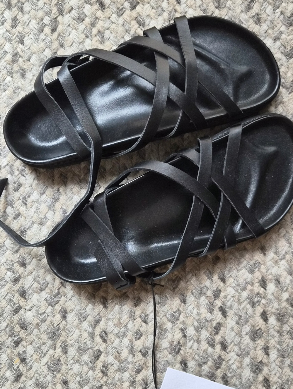 NWT Women's Black Strappy Ankle Buckle Sandals - Picture 3 of 5